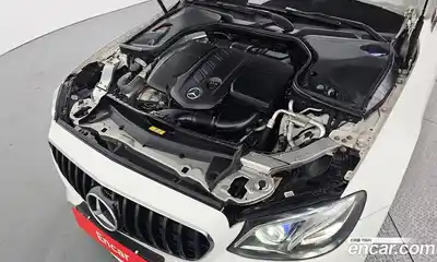 Mercedes-Benz E-Class 2019 1.9 Автомат в Москве № 241782, миниатюра 6