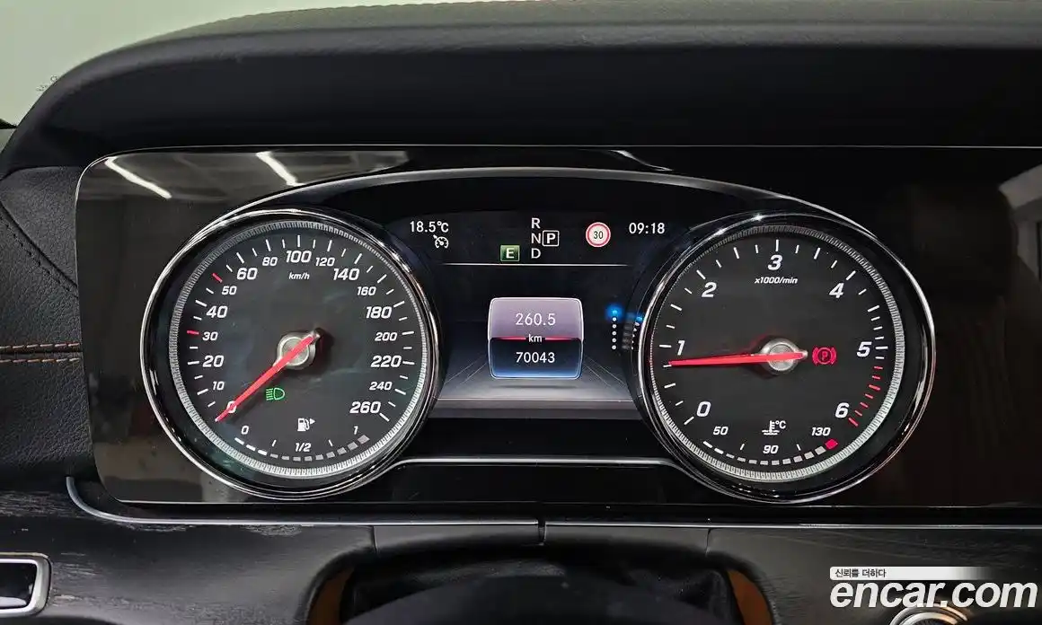 Mercedes-Benz E-Class 2019 1.9 Автомат в Москве № 241782, фото 8