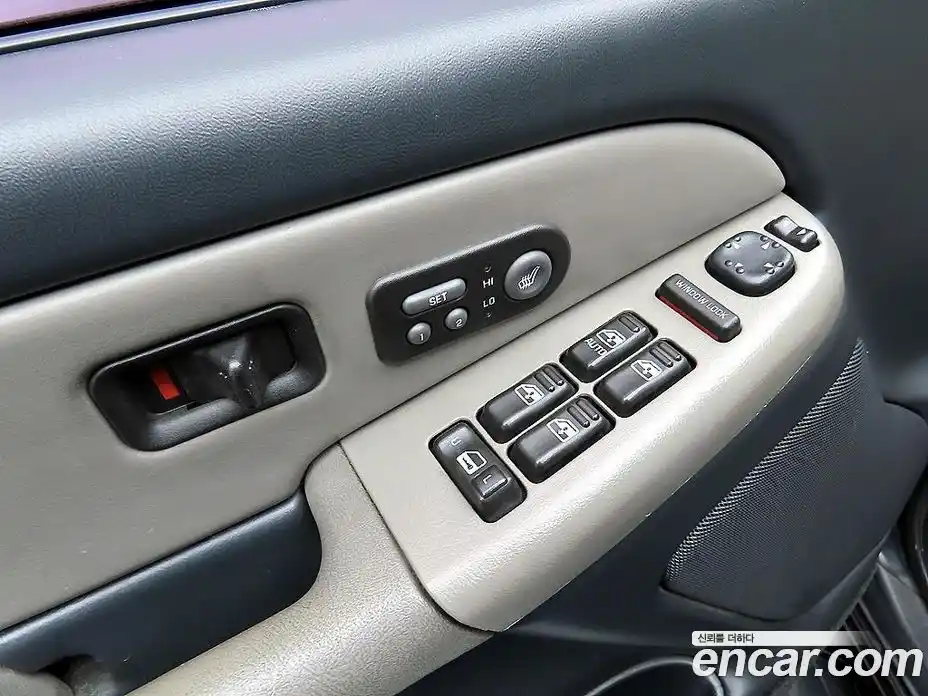 Chevrolet Tahoe 2000 5.3 Автомат в Москве № 375843, фото 12