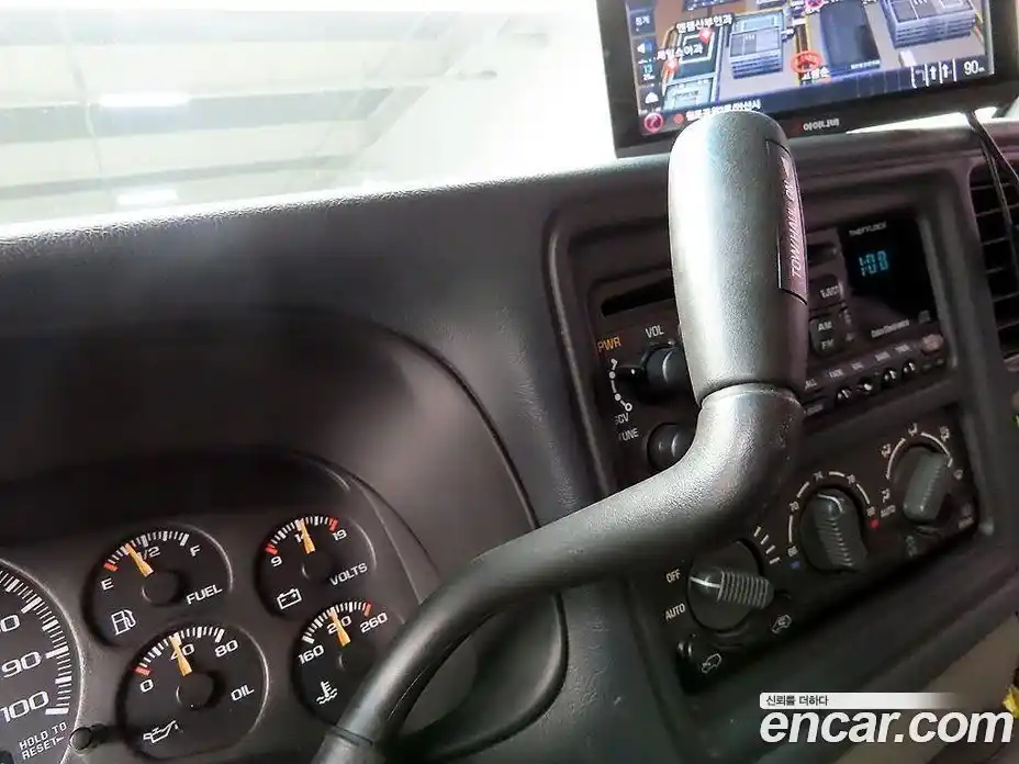 Chevrolet Tahoe 2000 5.3 Автомат в Москве № 375843, фото 13