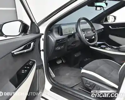 Kia EV6 2023 Автомат в Москве № 50753, миниатюра 11