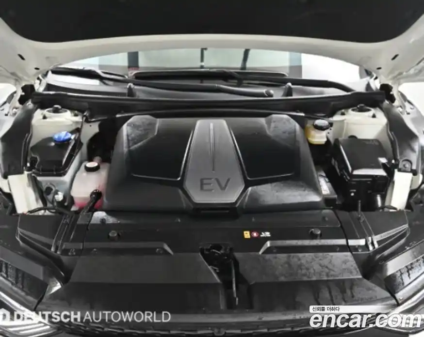 Kia EV6 2023 Автомат в Москве № 50753, фото 6