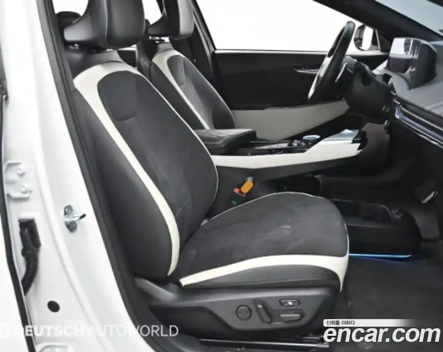 Kia EV6 2023 Автомат в Москве № 50753, фото 10