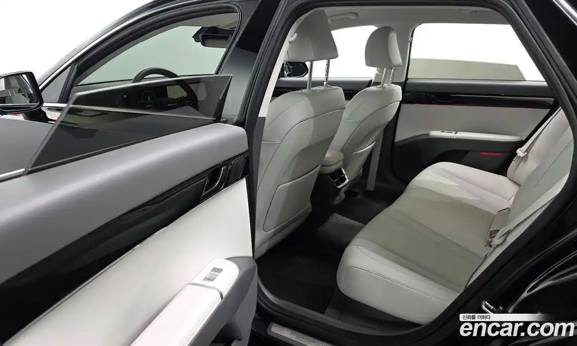 Hyundai Grandeur 2023 2.5 Автомат в Москве № 714205, фото 12