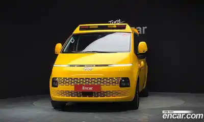 Hyundai Staria 2022 3.5 Автомат в Москве № 714233, миниатюра 3