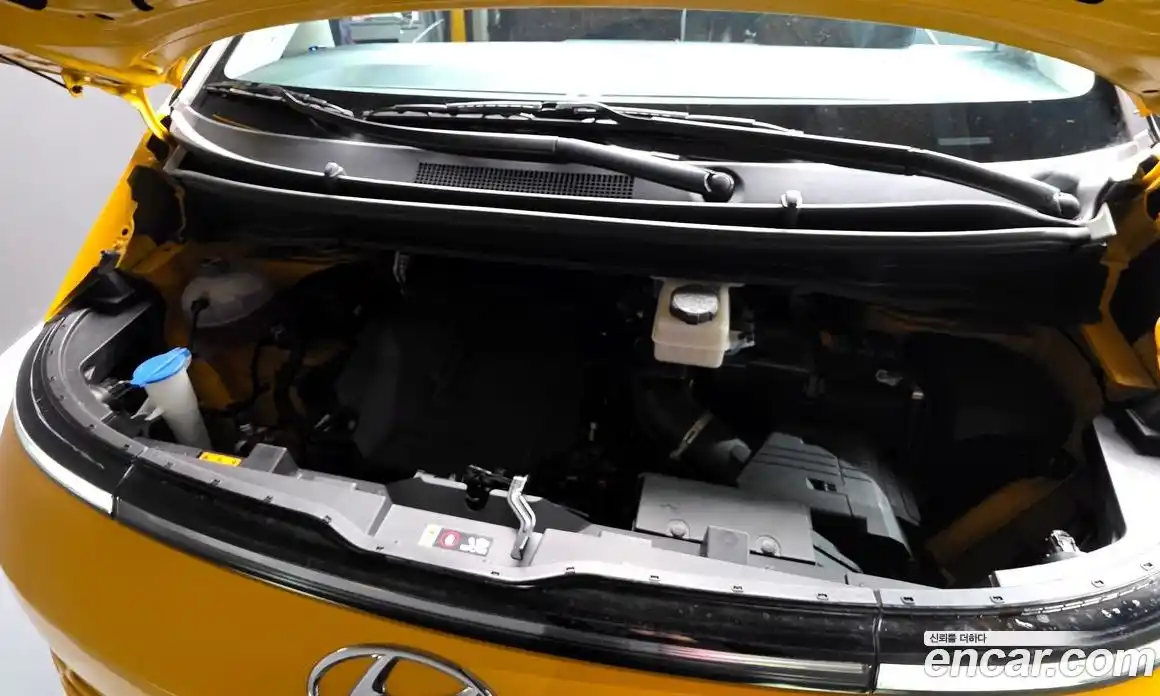 Hyundai Staria 2022 3.5 Автомат в Москве № 714233, фото 6