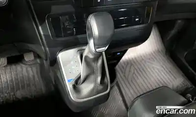 Hyundai Staria 2022 3.5 Автомат в Москве № 714233, миниатюра 9