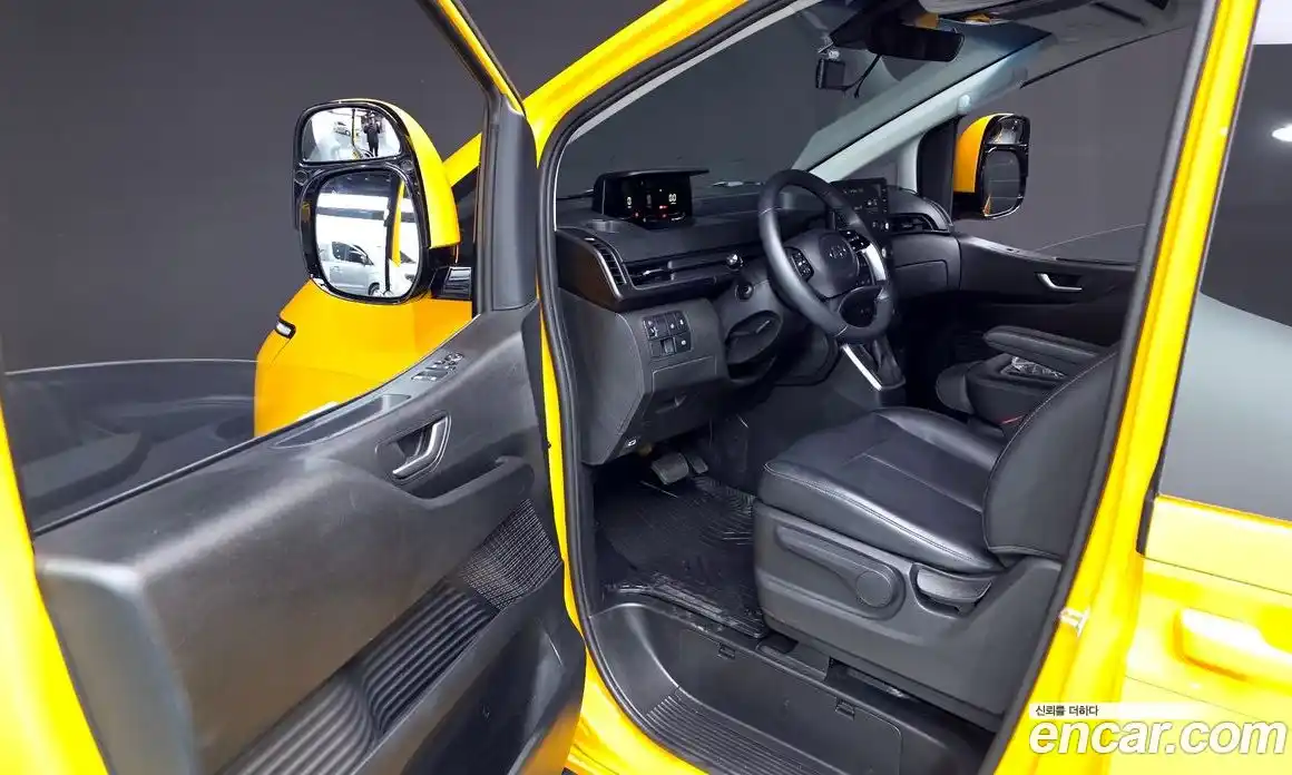 Hyundai Staria 2022 3.5 Автомат в Москве № 714233, фото 10