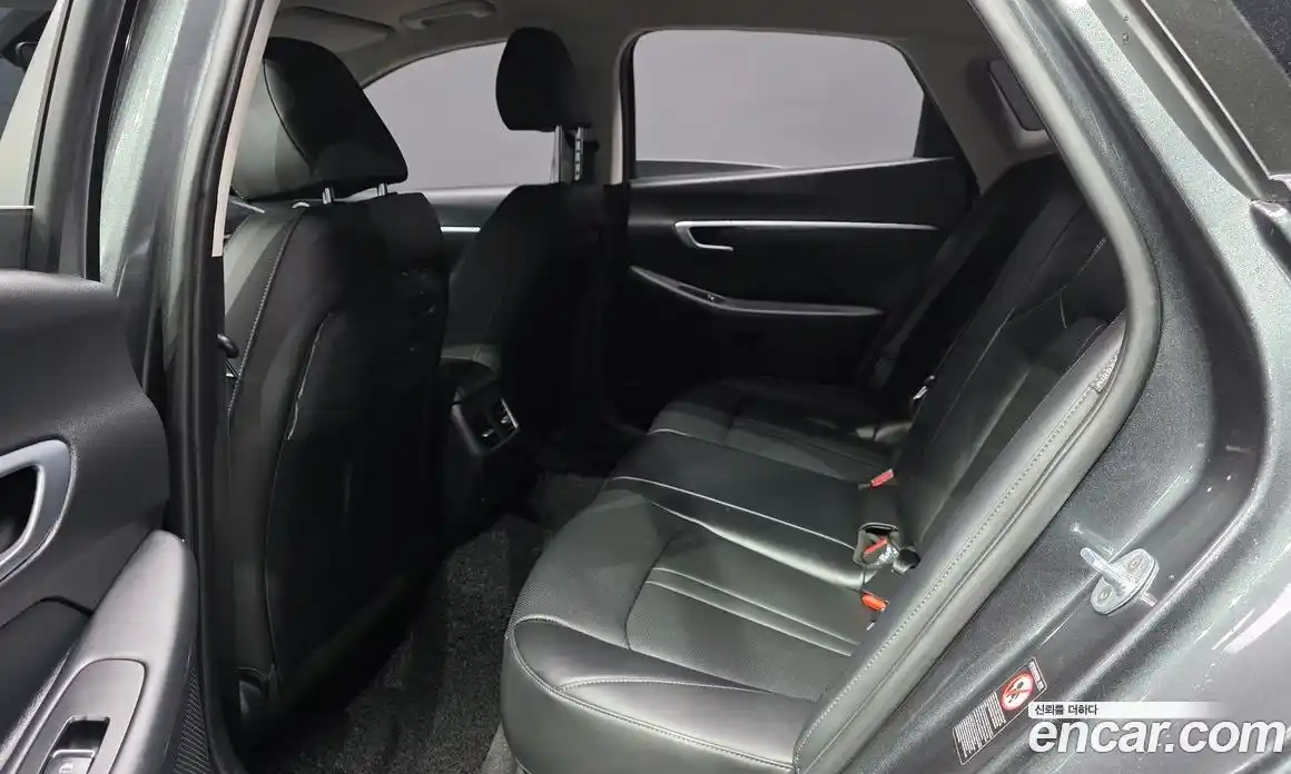 Hyundai Sonata 2020 2.0 Автомат в Москве № 714480, фото 12