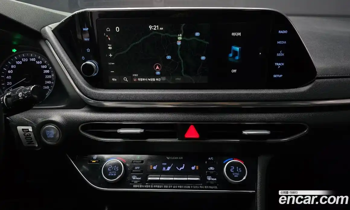 Hyundai Sonata 2020 2.0 Автомат в Москве № 714480, фото 14