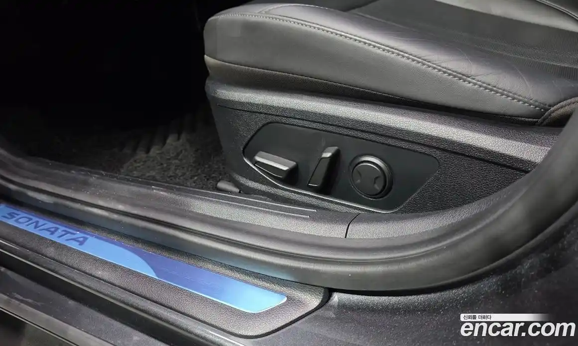 Hyundai Sonata 2020 2.0 Автомат в Москве № 714480, фото 18