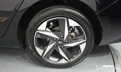 Hyundai Avante 2022 1.6 Автомат в Москве № 714581, миниатюра 5