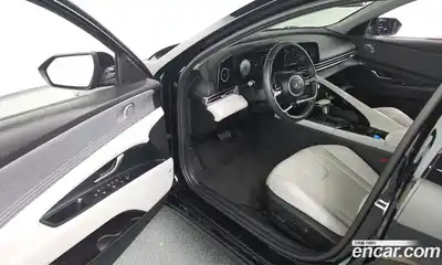 Hyundai Avante 2022 1.6 Автомат в Москве № 714581, миниатюра 10