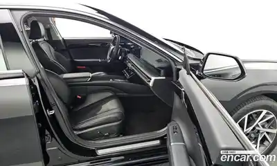 Hyundai Grandeur 2023 3.5 Автомат в Москве № 715052, миниатюра 11