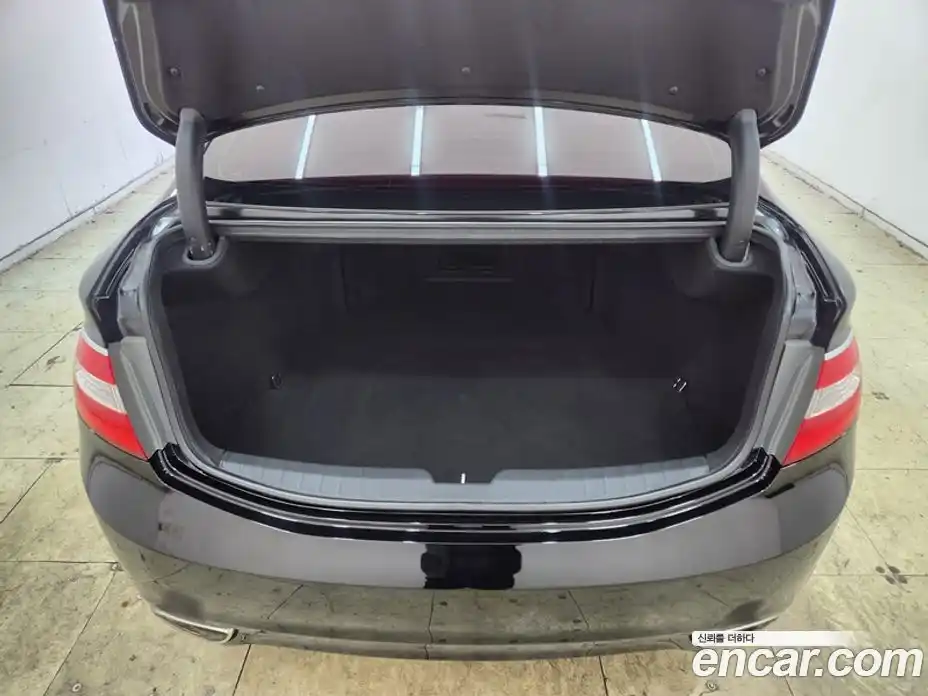 Hyundai Grandeur 2011 3.0 Автомат в Москве № 715228, фото 20