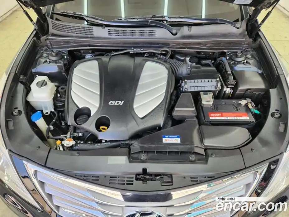 Hyundai Grandeur 2011 3.0 Автомат в Москве № 715228, фото 10