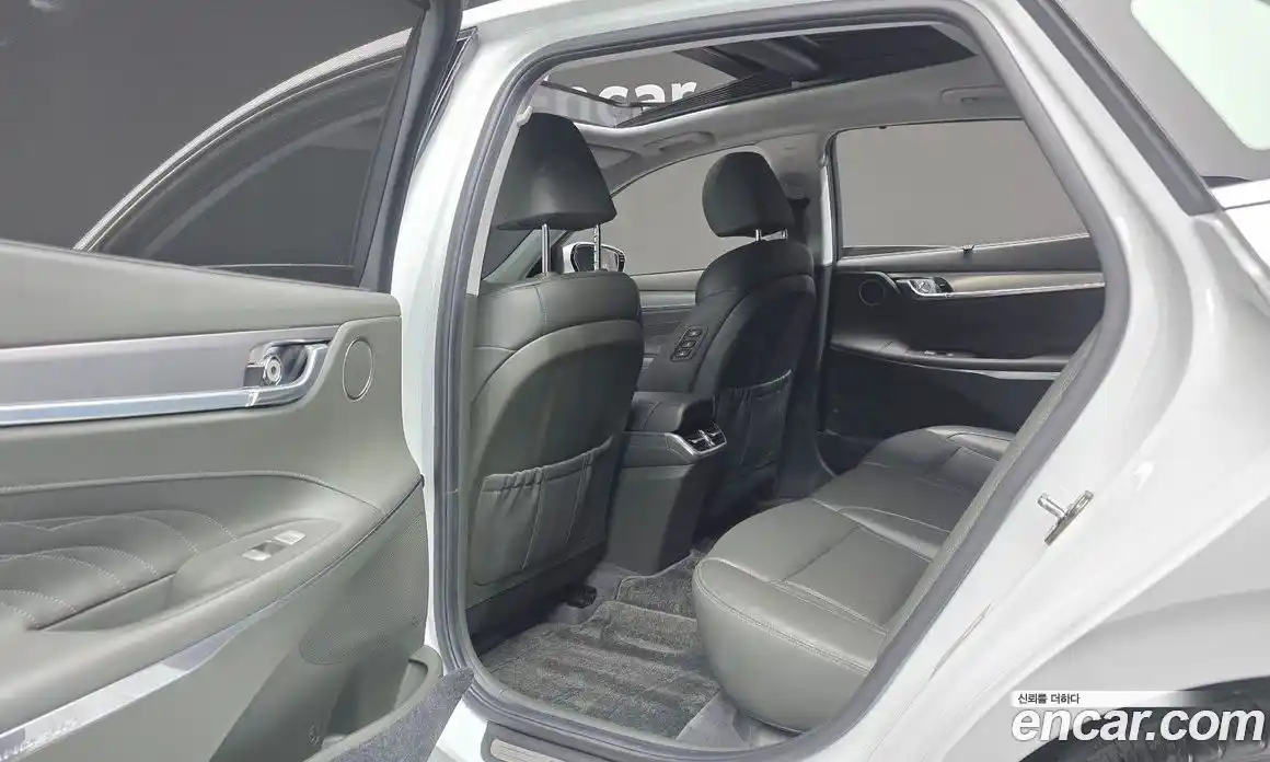 Hyundai Grandeur 2020 2.5 Автомат в Москве № 715409, фото 17