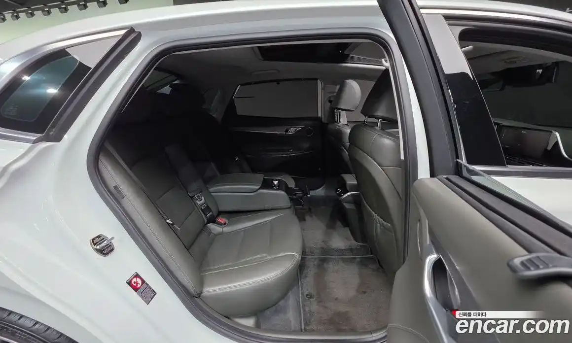 Hyundai Grandeur 2020 2.5 Автомат в Москве № 715409, фото 19