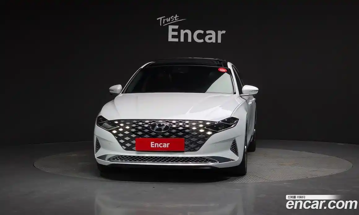 Hyundai Grandeur 2020 2.5 Автомат в Москве № 715409, фото 3