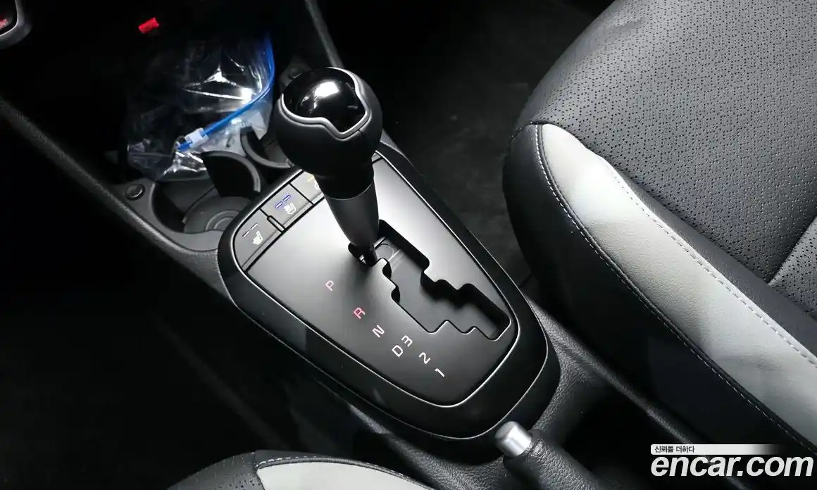 Kia Morning 2023 1.0 Автомат в Москве № 715574, фото 9