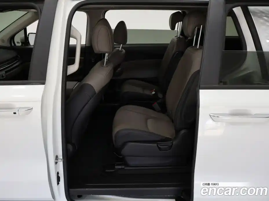 Kia Canival 2025 2.2 Автомат в Москве № 715936, фото 10