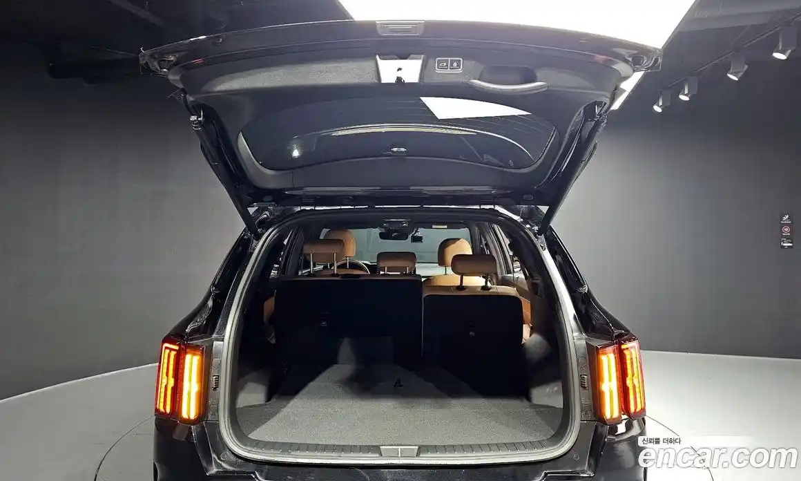 Kia Sorento 2022 1.6 Автомат в Москве № 716551, фото 20