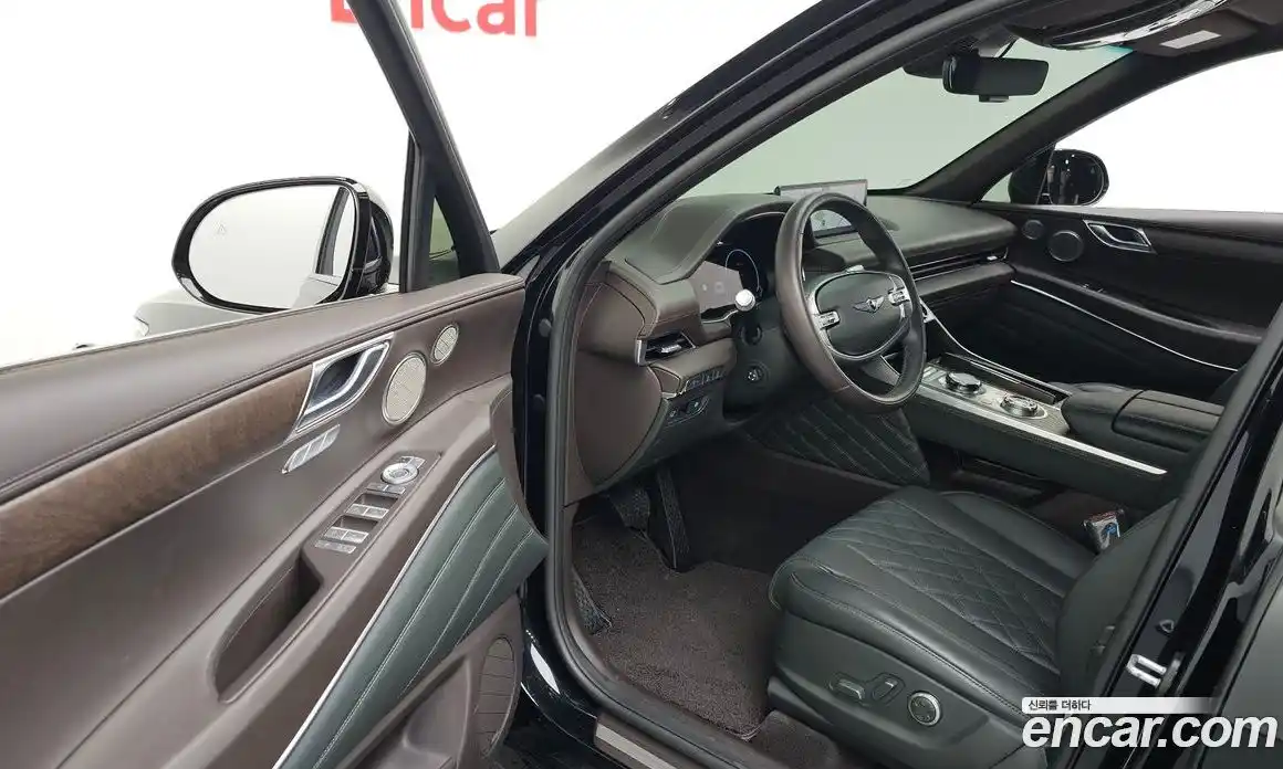 Genesis GV80 2023 2.5 Автомат в Москве № 716749, фото 9