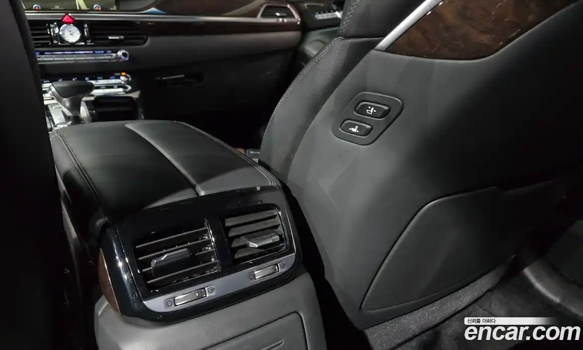 Genesis EQ900 2018 3.8 Автомат в Москве № 717141, фото 18