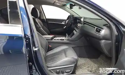 Genesis G70 2019 2.0 Автомат в Москве № 717247, миниатюра 11