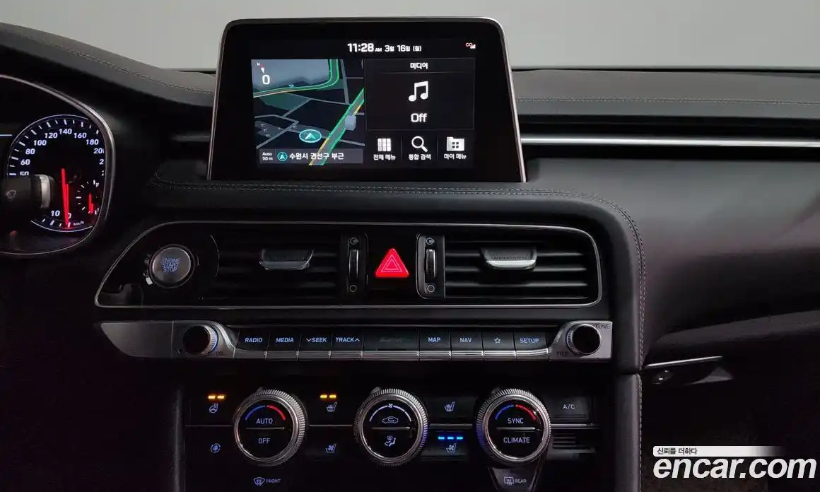 Genesis G70 2019 2.0 Автомат в Москве № 717247, фото 16