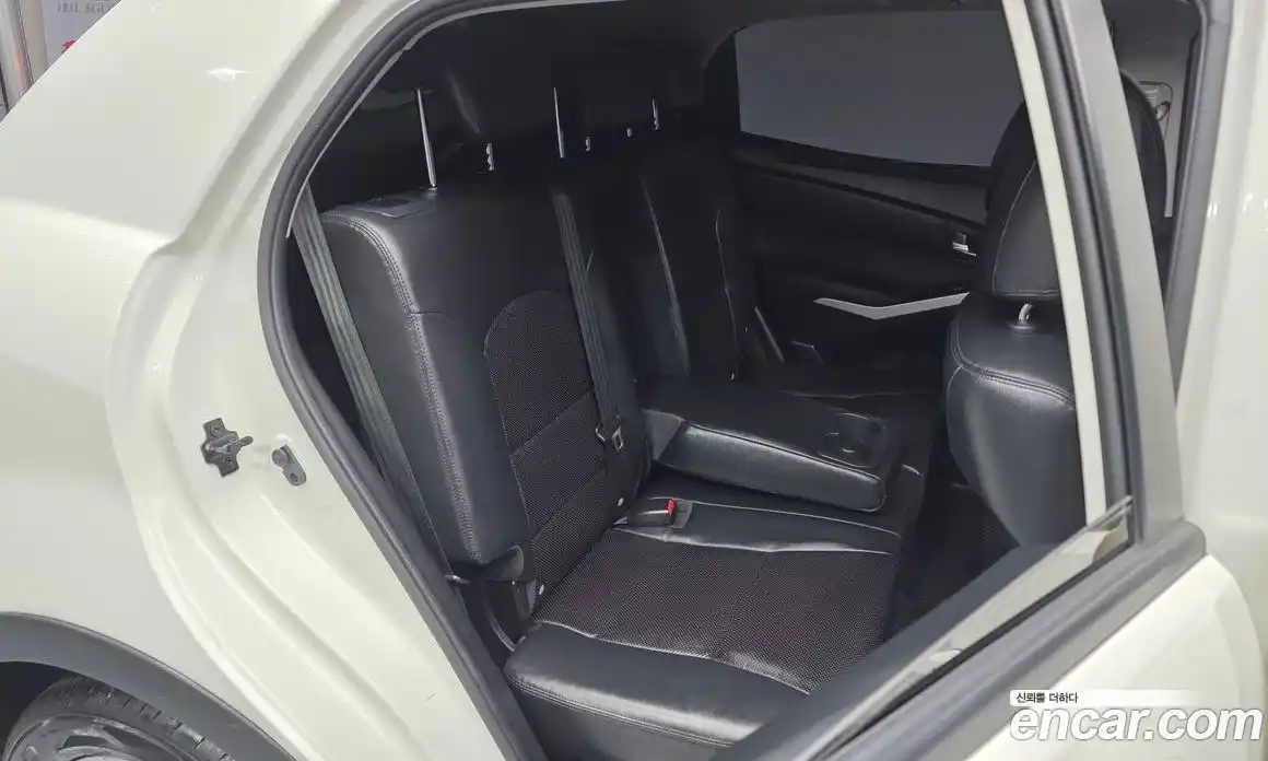 SsangYong Korando 2015 2.0 Автомат в Москве № 718301, фото 12