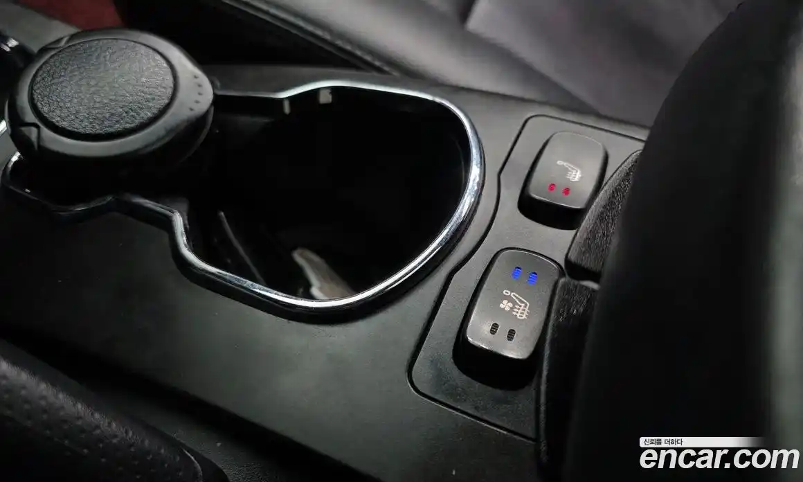 SsangYong Korando 2015 2.0 Автомат в Москве № 718301, фото 18