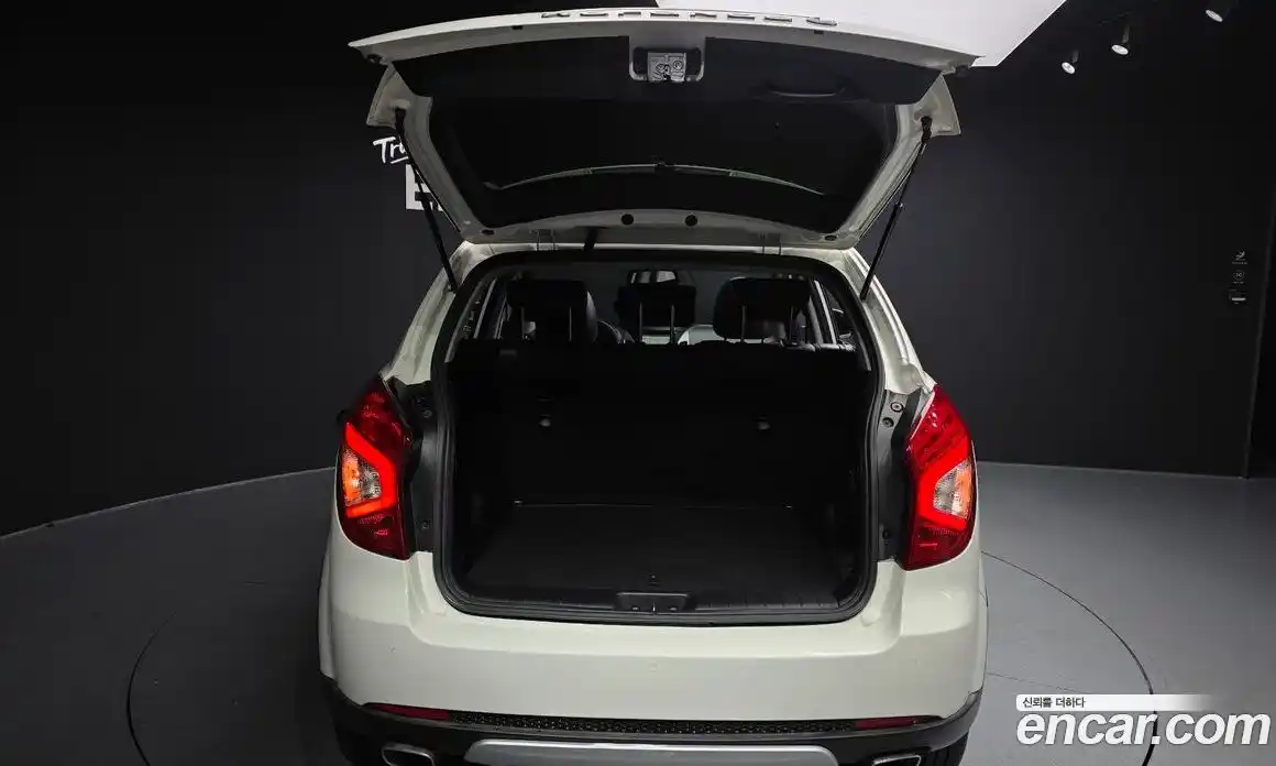 SsangYong Korando 2015 2.0 Автомат в Москве № 718301, фото 20