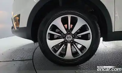 SsangYong Korando 2015 2.0 Автомат в Москве № 718301, миниатюра 5