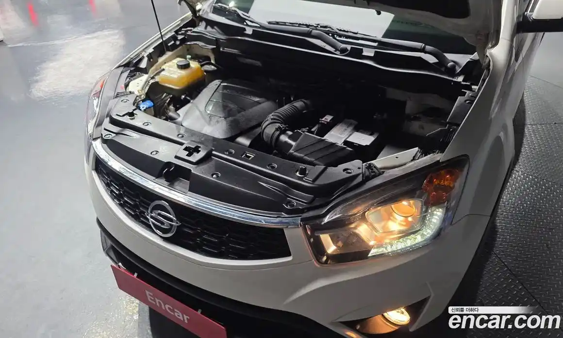 SsangYong Korando 2015 2.0 Автомат в Москве № 718301, фото 6