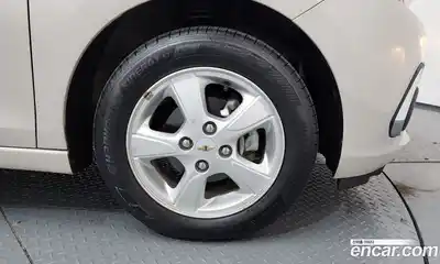 Chevrolet Spark 2016 1.0 Автомат в Москве № 718925, миниатюра 5