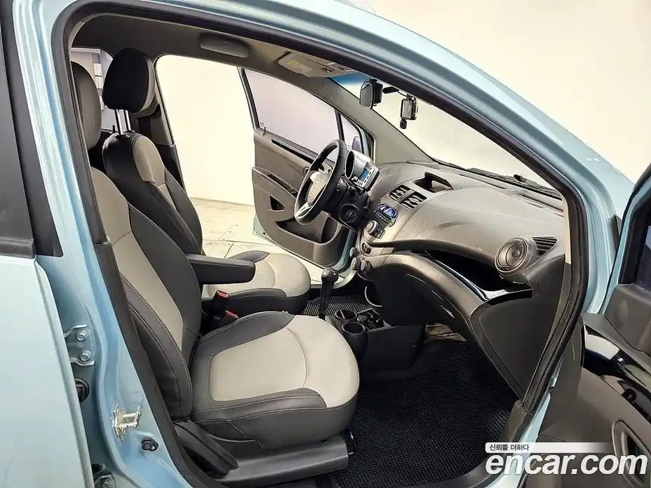 Chevrolet Spark 2012 1.0 Автомат в Москве № 719020, фото 10