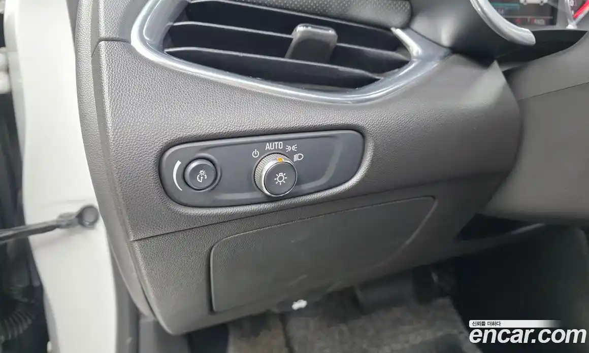 Chevrolet Malibu 2017 1.5 Автомат в Москве № 719136, фото 15