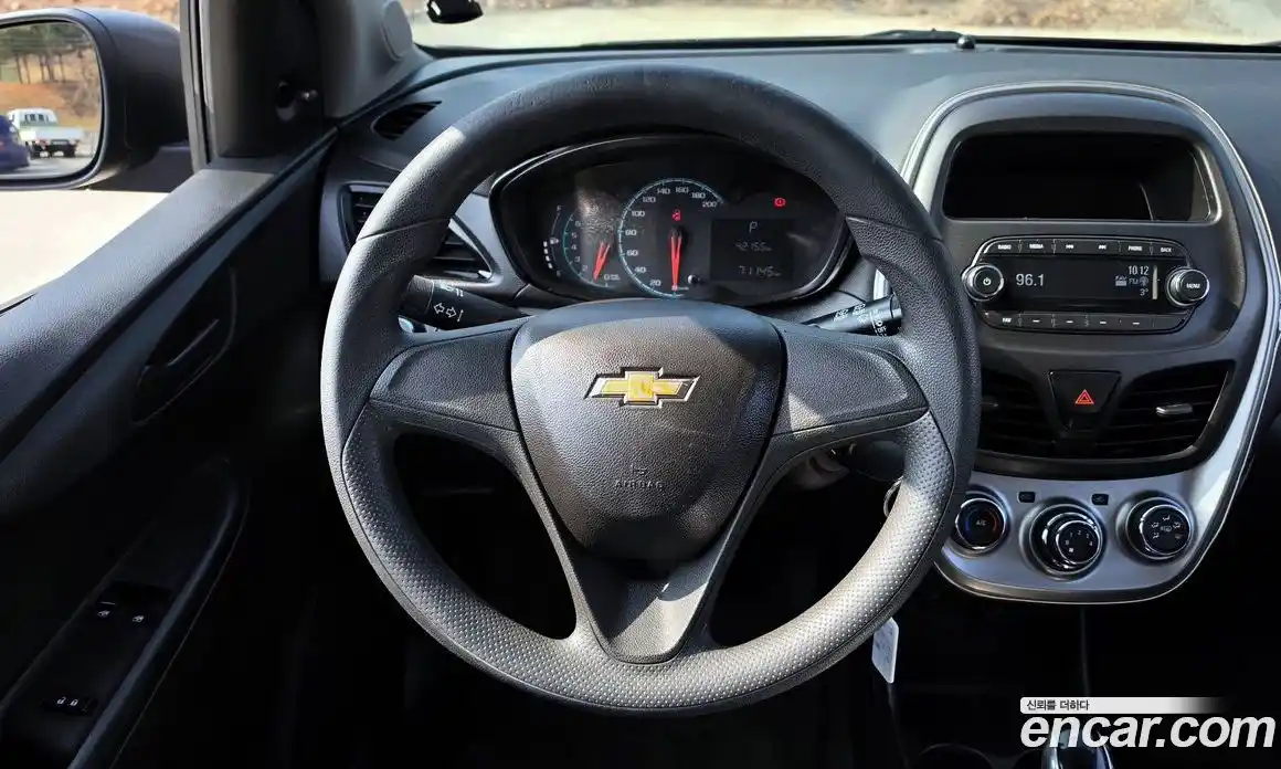Chevrolet Spark 2017 1.0 Автомат в Москве № 719167, фото 15