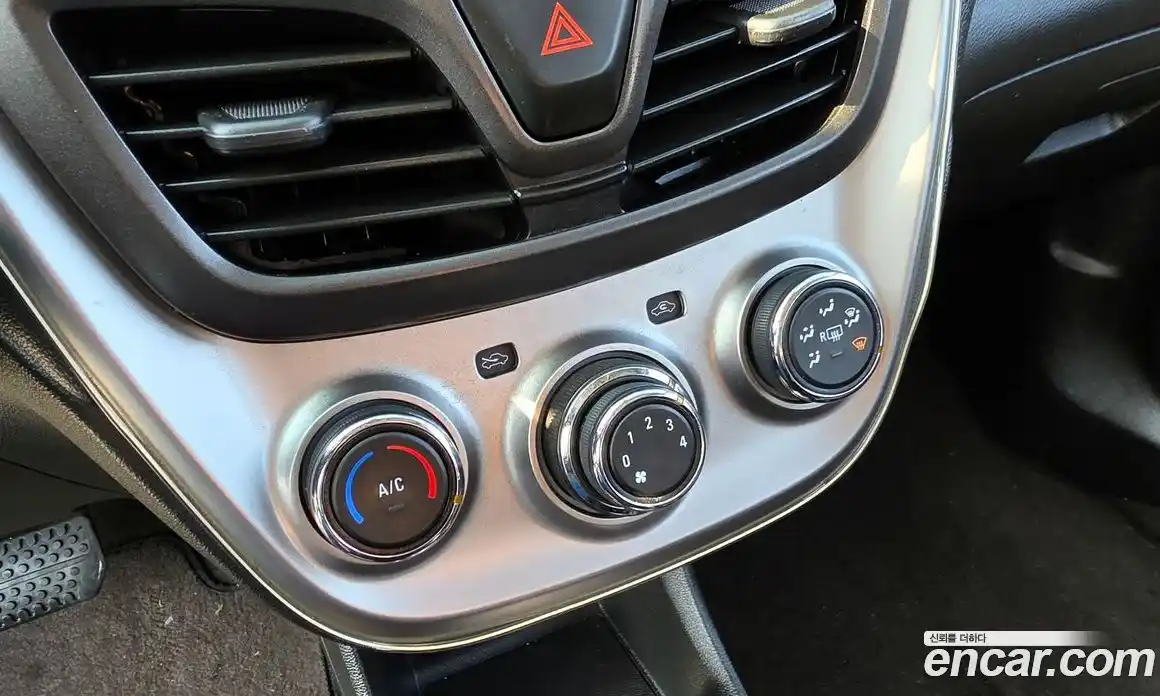 Chevrolet Spark 2017 1.0 Автомат в Москве № 719167, фото 18