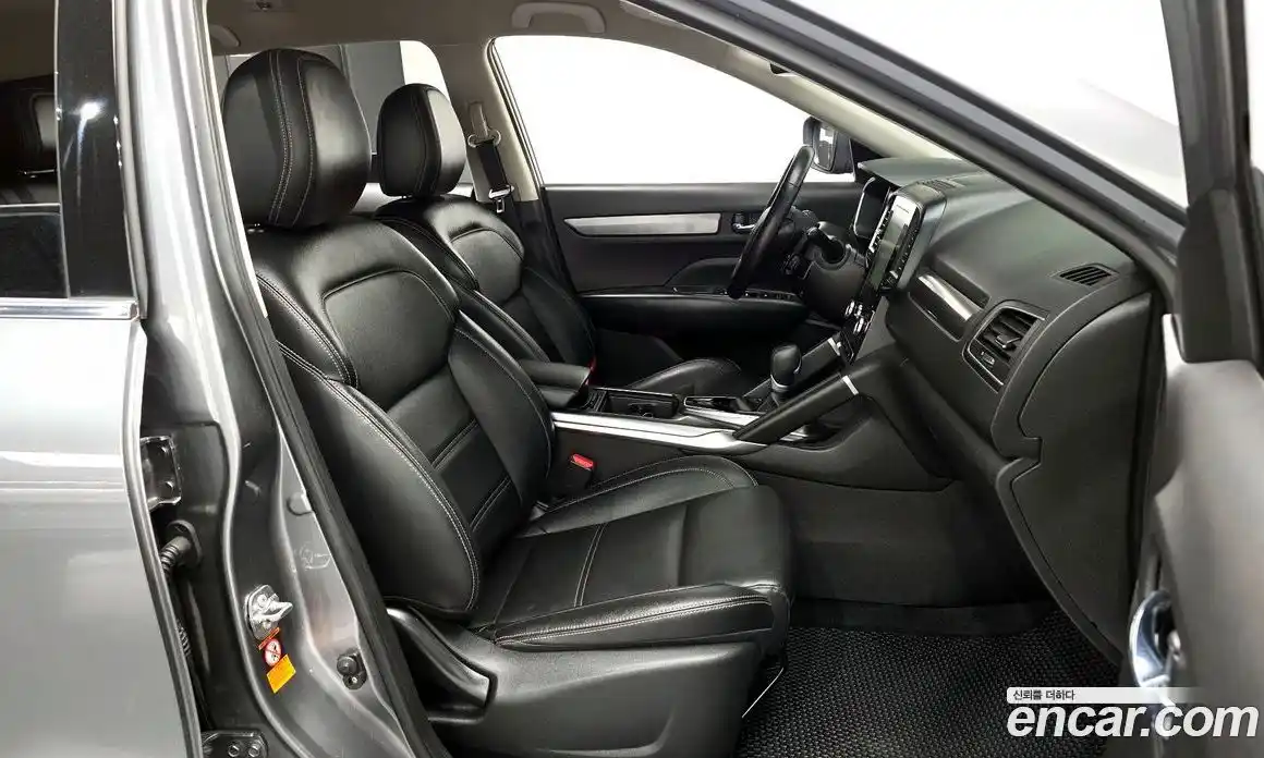 Renault QM6 2017 2.0 Автомат в Москве № 720092, фото 11