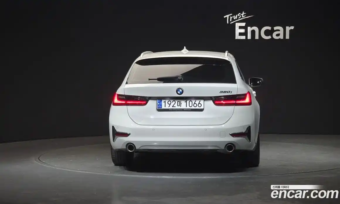 BMW 3-Series 2021 2.0 Автомат в Москве № 720559, фото 4