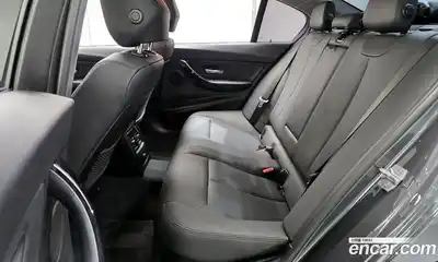 BMW 3-Series 2018 2.0 Автомат в Москве № 720594, миниатюра 12