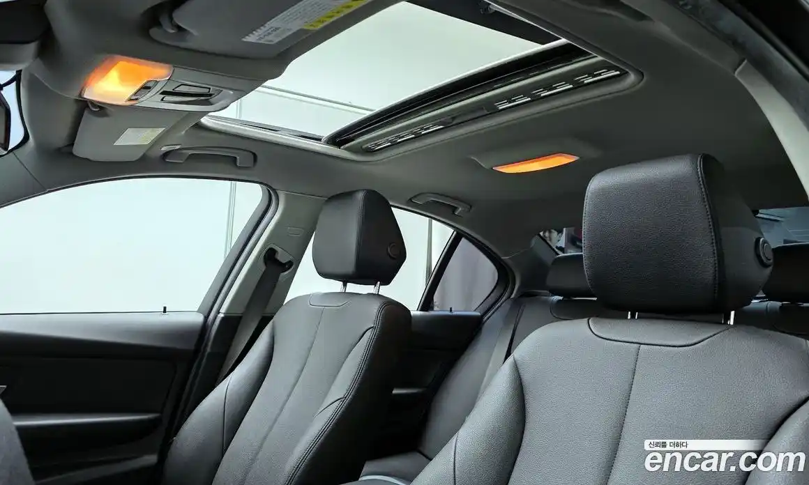 BMW 3-Series 2018 2.0 Автомат в Москве № 720594, фото 19