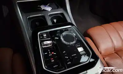 BMW 7-Series 2023 3.0 Автомат в Москве № 721001, миниатюра 9