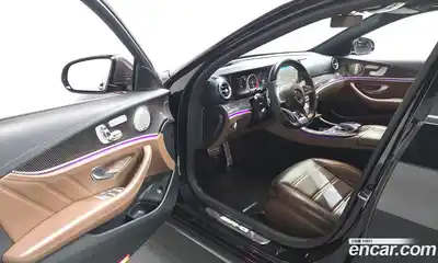 Mercedes-Benz E-Class 2018 4.0 Автомат в Москве № 722606, миниатюра 11