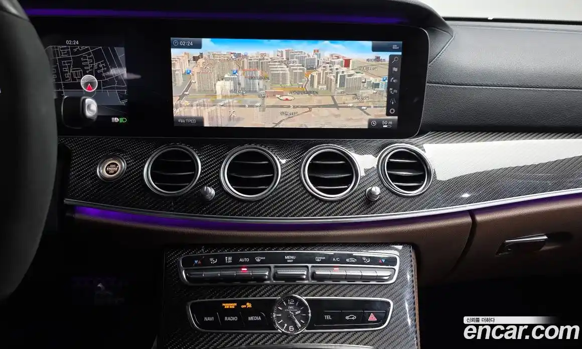 Mercedes-Benz E-Class 2018 4.0 Автомат в Москве № 722606, фото 14