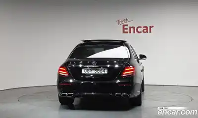 Mercedes-Benz E-Class 2018 4.0 Автомат в Москве № 722606, миниатюра 4