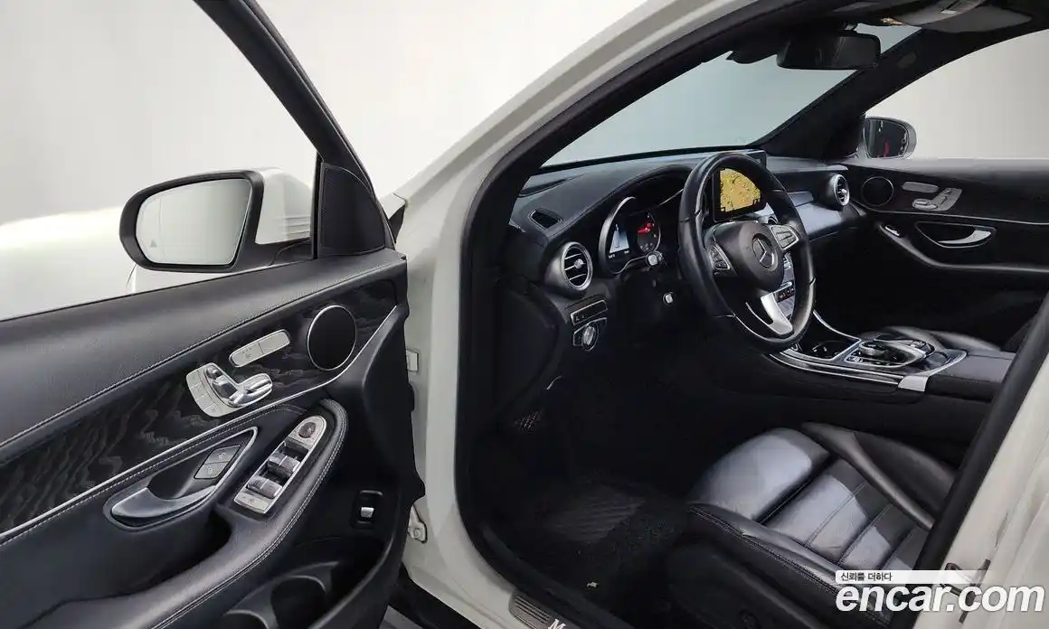 Mercedes-Benz GLC-Class 2018 2.1 Автомат в Москве № 722769, фото 10