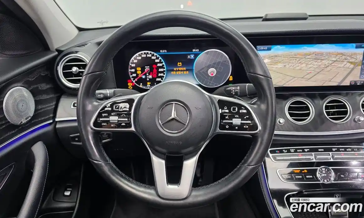 Mercedes-Benz E-Class 2020 2.0 Автомат в Москве № 722913, фото 13